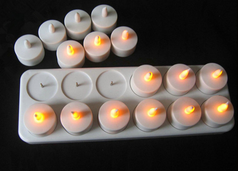 Holiday Candle Set - Set berisi 12 Lilin LED Isi