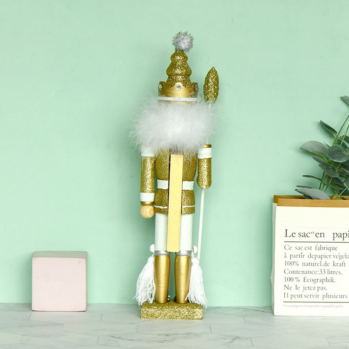 Ornamen Nutcracker Raja Kayu B - Nutcracker Figurine ulasan dan harga